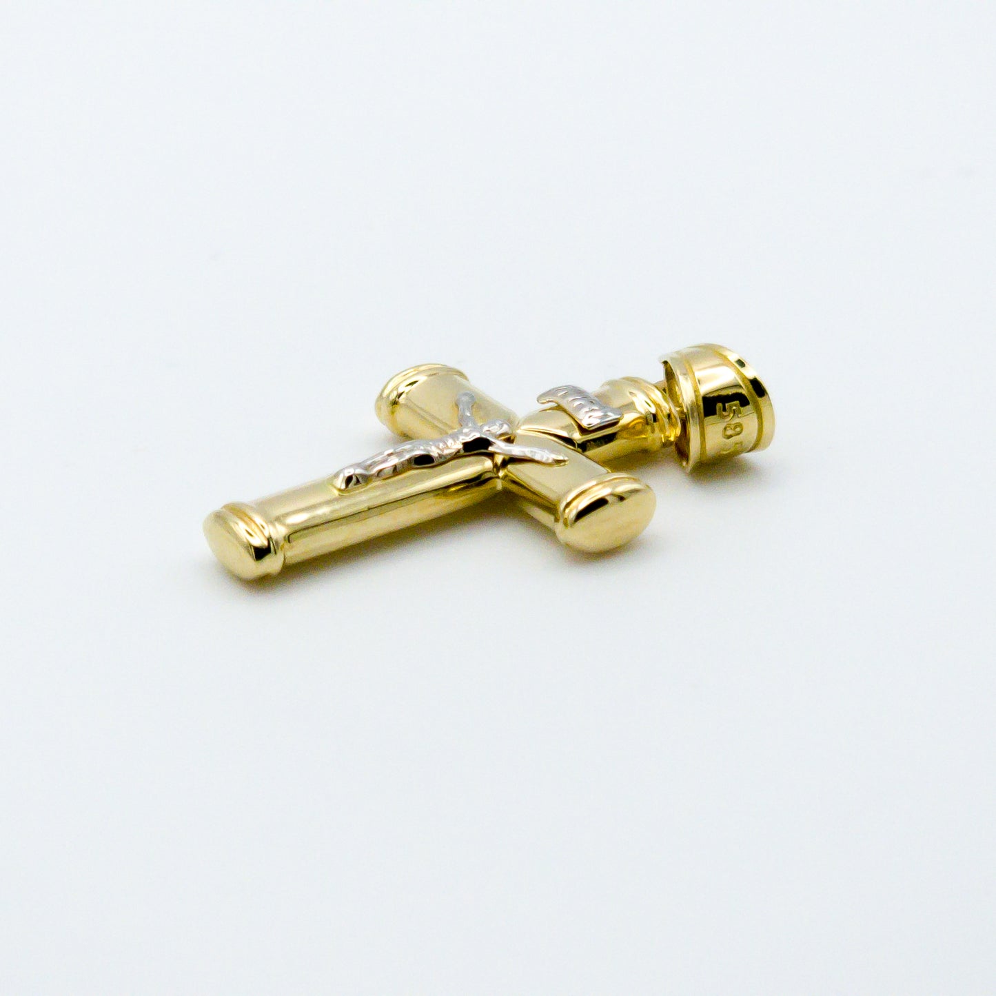 14ct Gold Crucifix Pendant