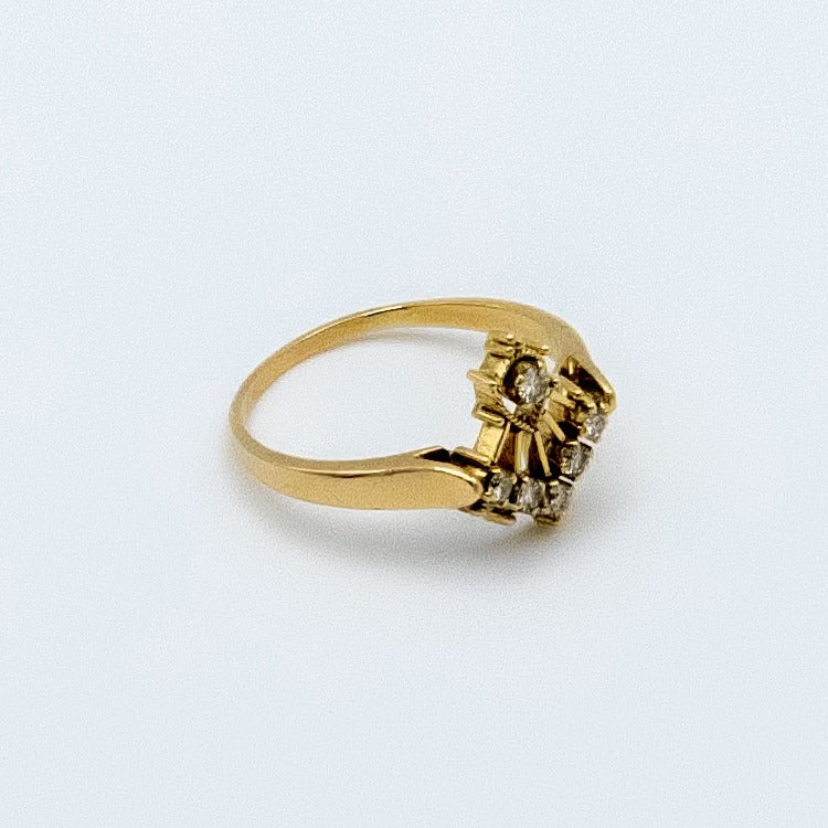 18ct Yellow Gold Ring With Certified Natural Diamonds