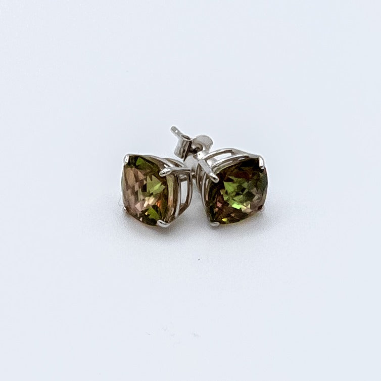 14ct White Gold Mystic Topaz Studs