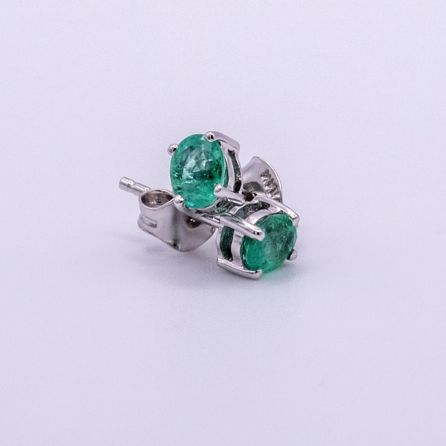 14ct White Gold Emerald Studs