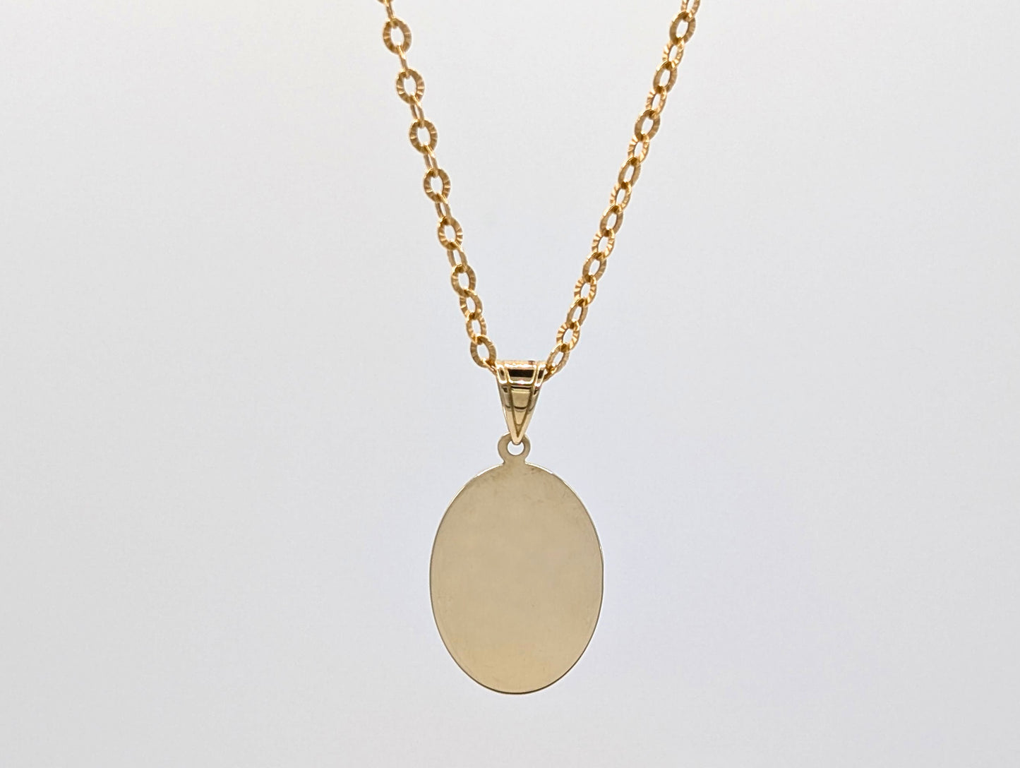 14ct Yellow Gold Oval Pendant Necklace