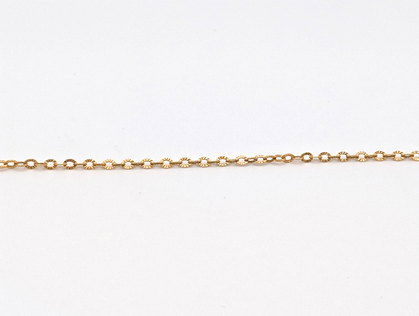 14ct Yellow Gold Oval Pendant Necklace