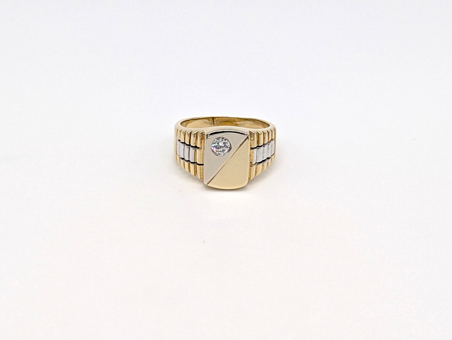 14ct Yellow Gold Natural Diamond Signet Ring