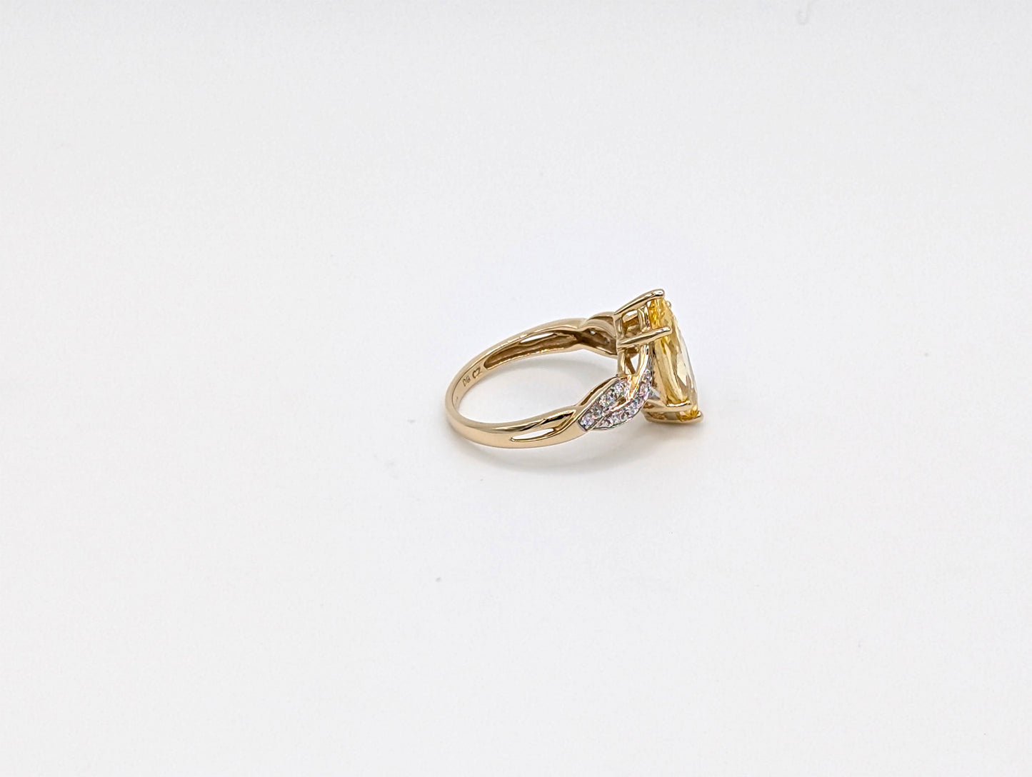 14ct Yellow Gold CZ Ring